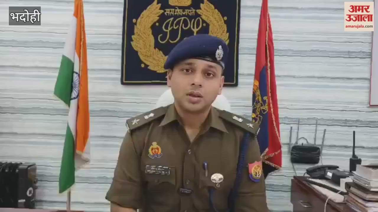 Chief constable suspended after reaching girlfriend house in Gyanpur