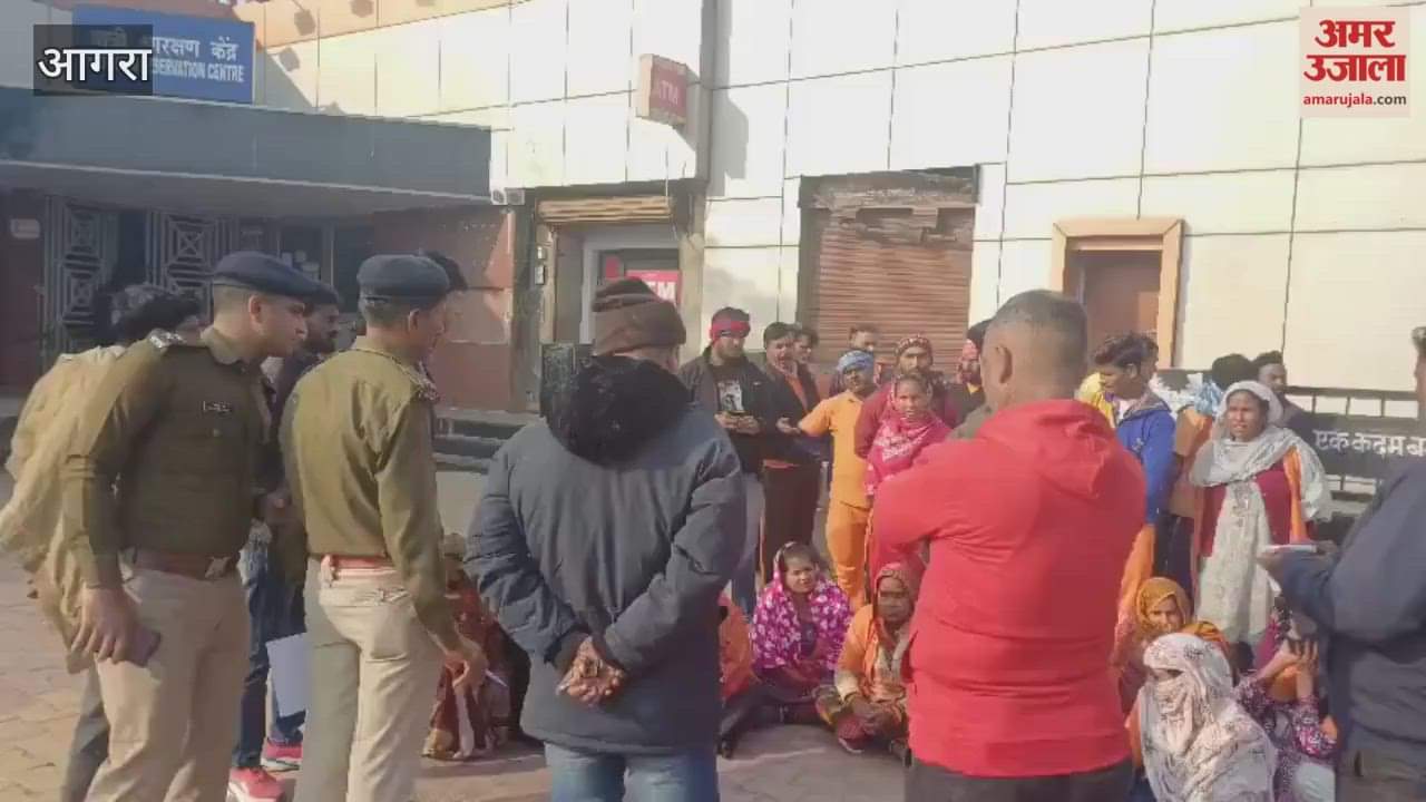 Cleanliness Halts at Agra Cantt as Workers Go on Strike Over Pending Demands