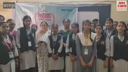 After voting at Bal Niketan Girls Inter College, the children also posed for a group photo
