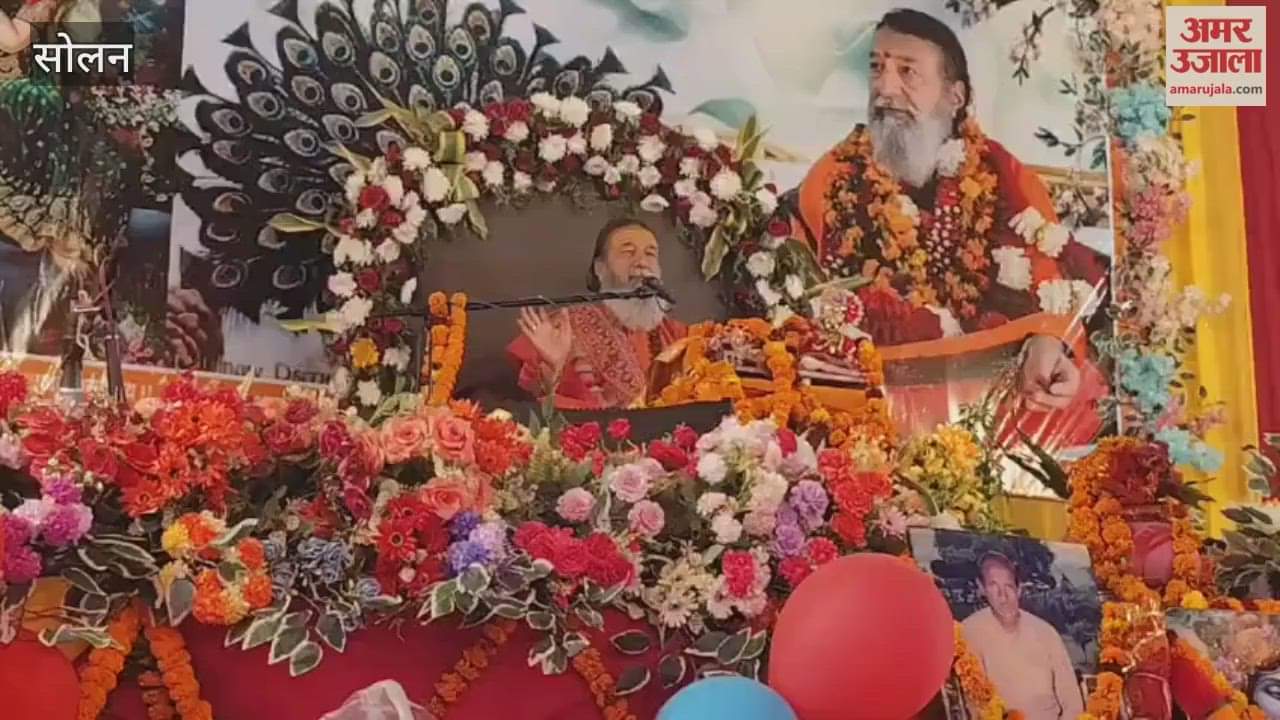 Solan On the fifth day of the story in Saned of Ramshahar the story of killing of Putana and Govardhan was narrated