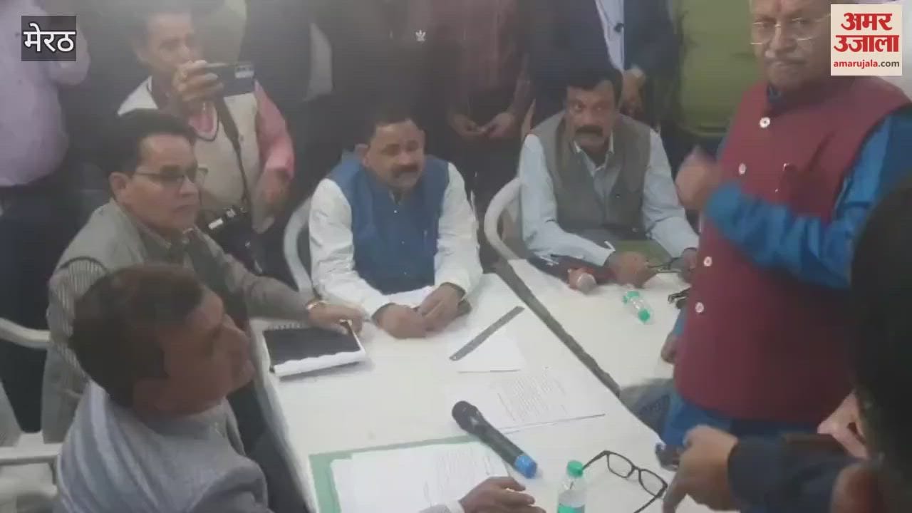 Meerut: Uproar over delayed start of voting