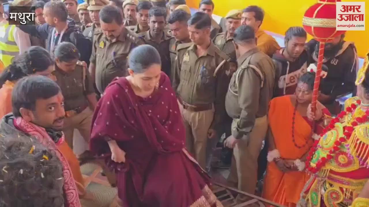 Storyteller Jaya Kishori reached the Sanatan Ekta Padyatra, Dhirendra Shastri honored her
