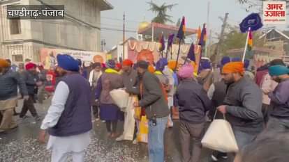 Nagar Kirtan started from Gurdwara Chhathi Patshahi in Srinagar on Martyrs' Day.