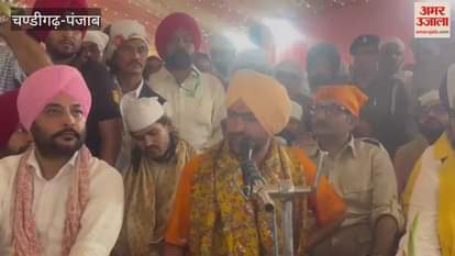 Dhirendra Shastri of Baba Bageshwar Dham reached the mass marriage ceremony in Firozpur.