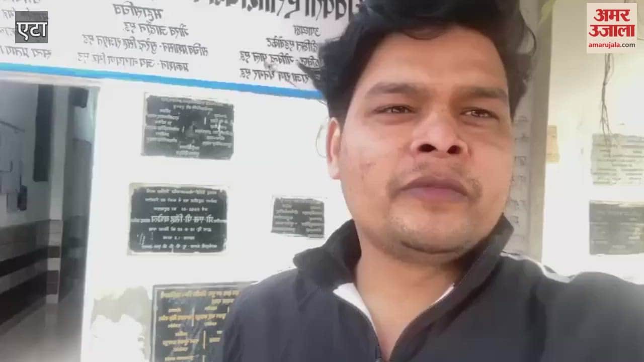 Lawyers Continue Strike for 22nd Day Take Out March Demanding Transfer of Tehsildar