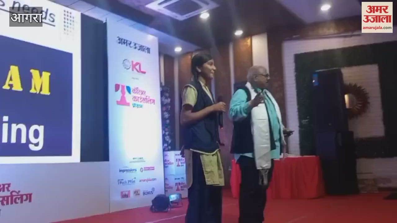 motivational speaker Anurag Saxena asked the children how do you become an engineer