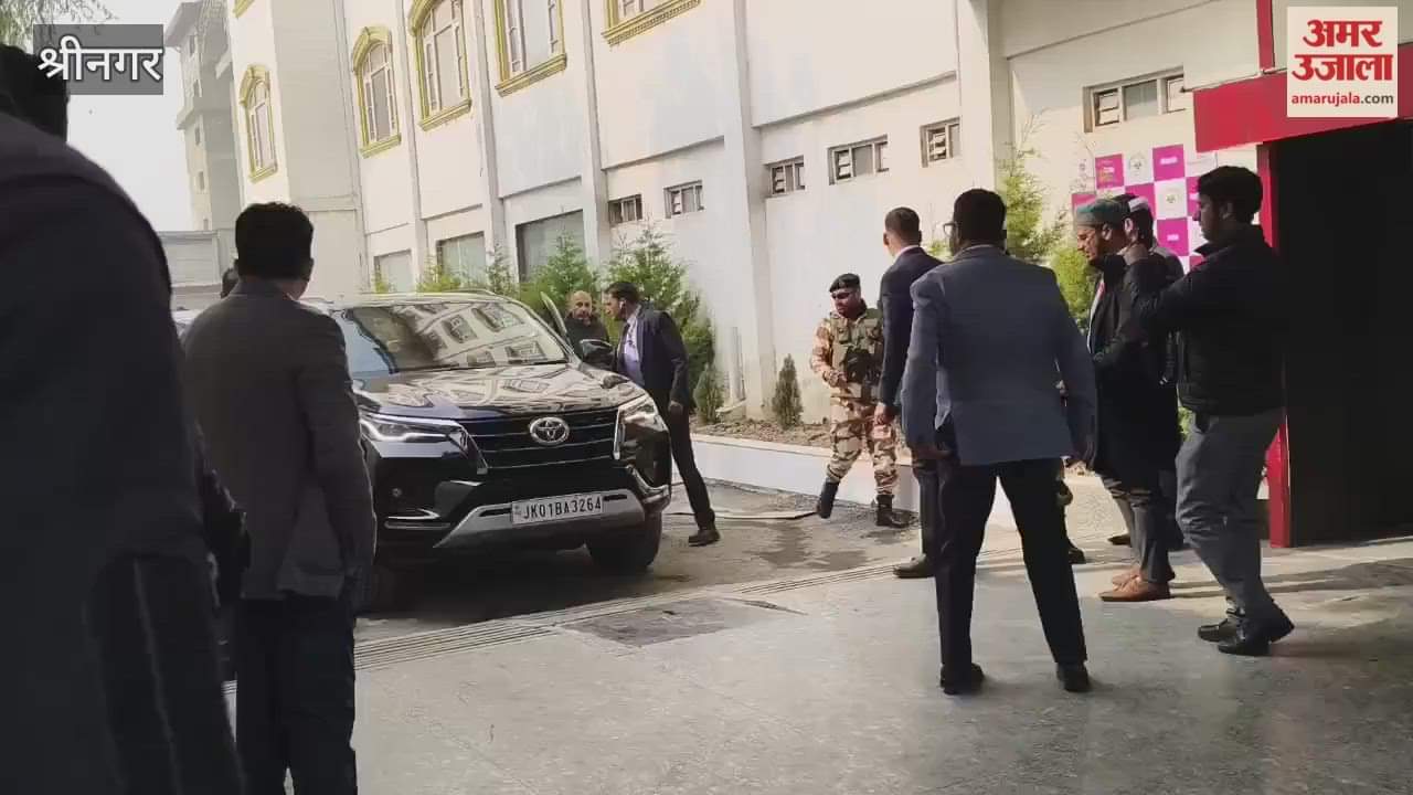 Omar arrived at Ujala Cygnus to meet Nowgam blast injured