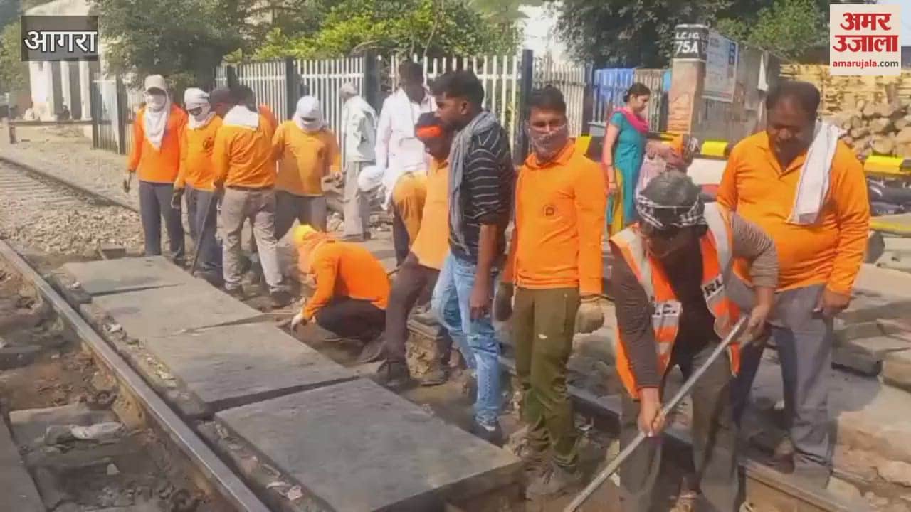 Railway gate closed for three days in Agra
