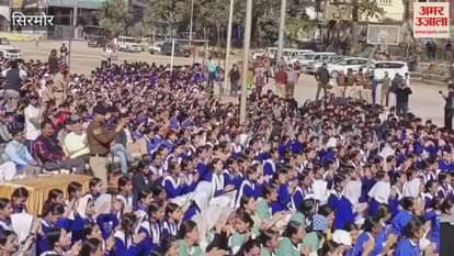 Sirmour Students danced to the tunes of Harmony of the Pines at Nahan Chaugan