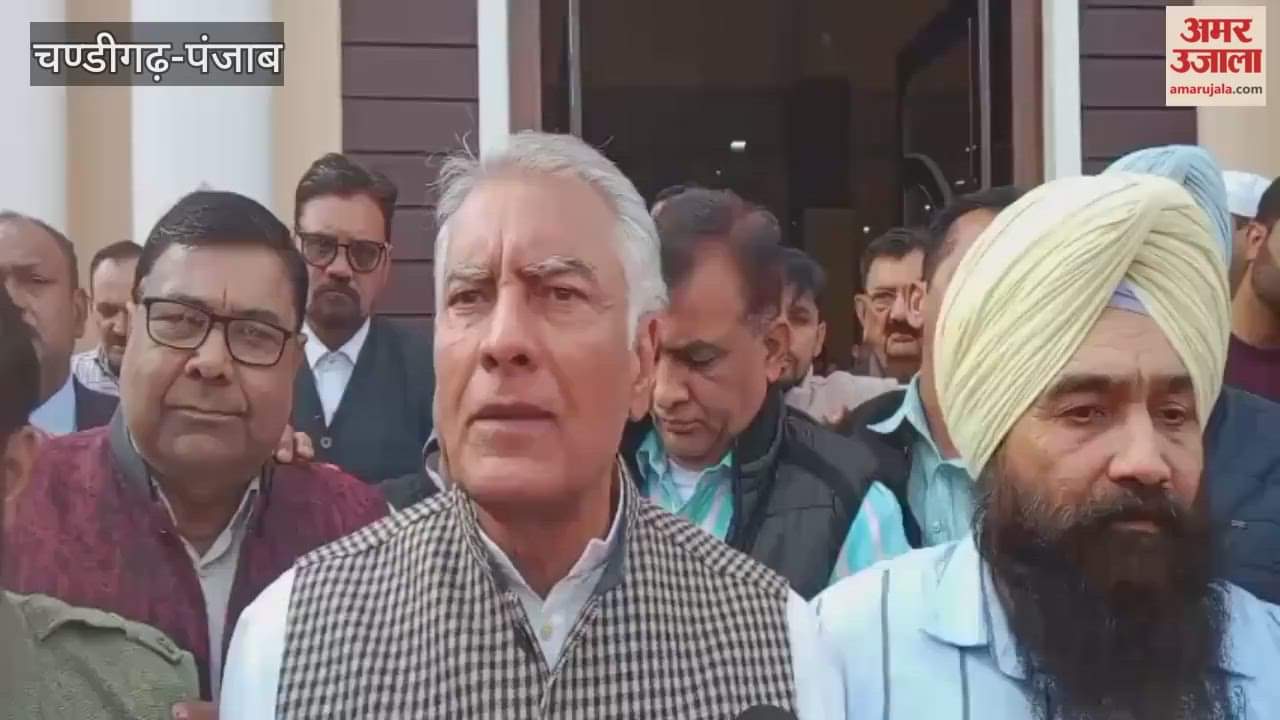 Sunil Jakhar targeted the government