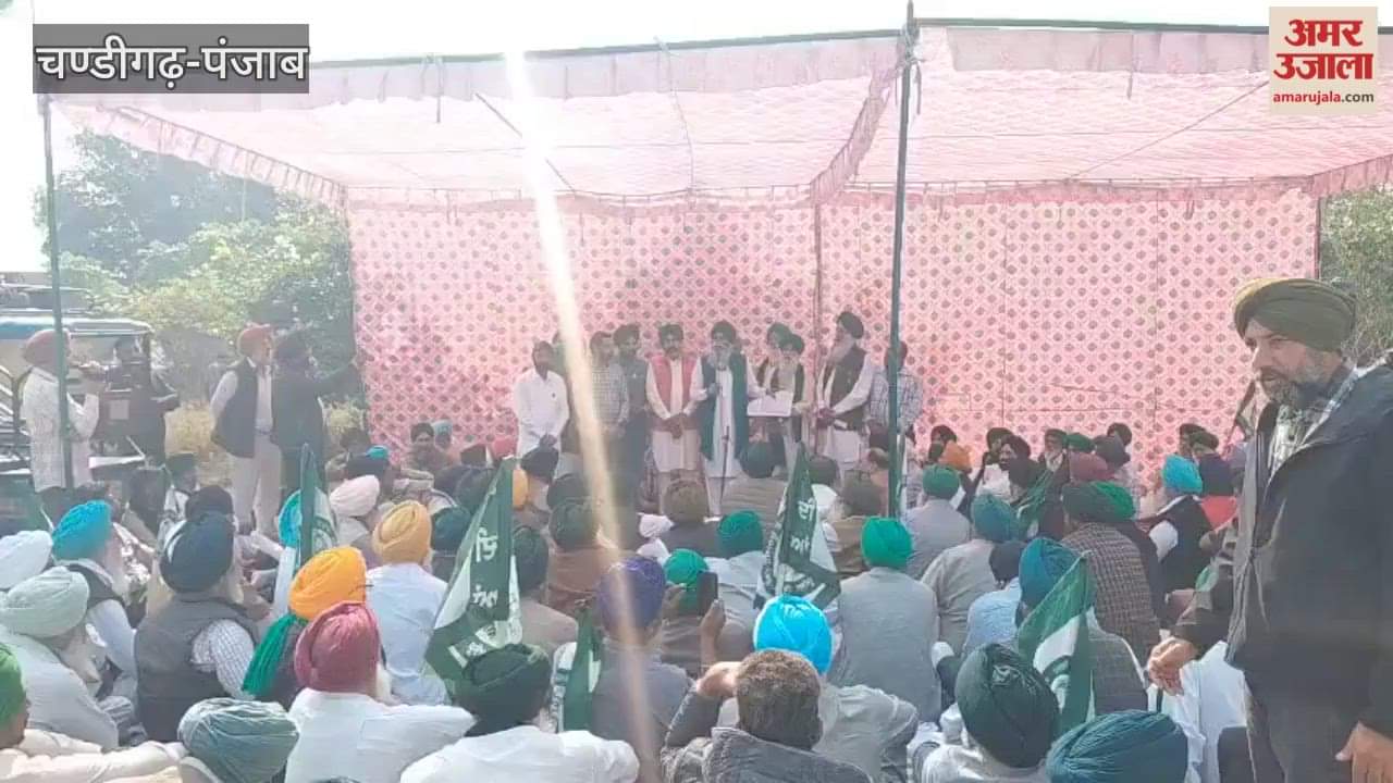 Farmers' union staged a sit-in in front of the Tehsildar's office in Jira.