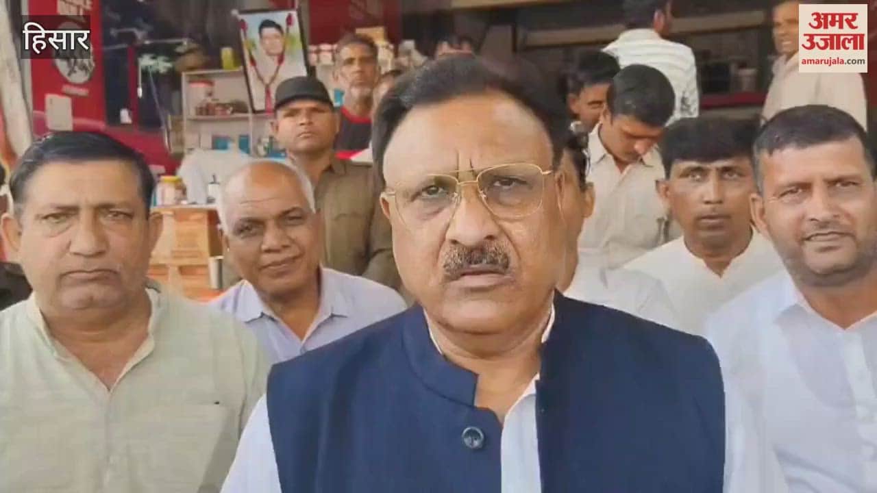 Anger erupted at a meeting of business representatives in Agroha, Hisar; more than 60 thefts in a year, police accused of negligence.