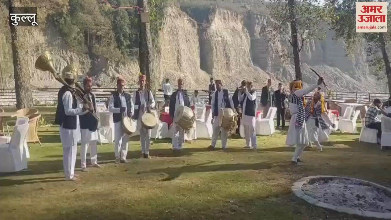 Kullu Artists presented Horan dance in the workshop
