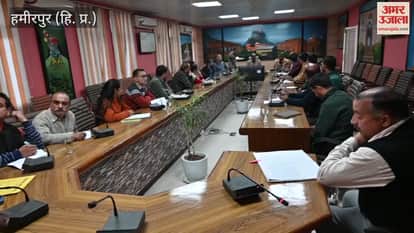 Deputy Commissioner Hamirpur Amarjeet Singh said Tobacco products should not be sold without license