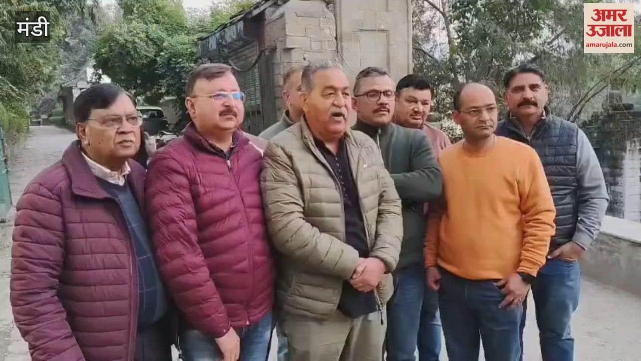 Mandi Slogans raised against the fair held at the Paddle Ground markets in Mandi city will remain closed on Friday