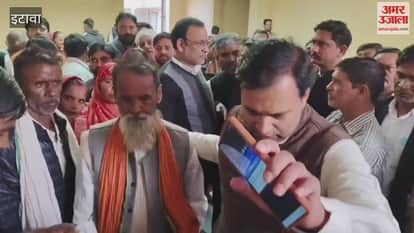 Lekhpal demanded money for measuring a field, held a farmer hostage and beat him