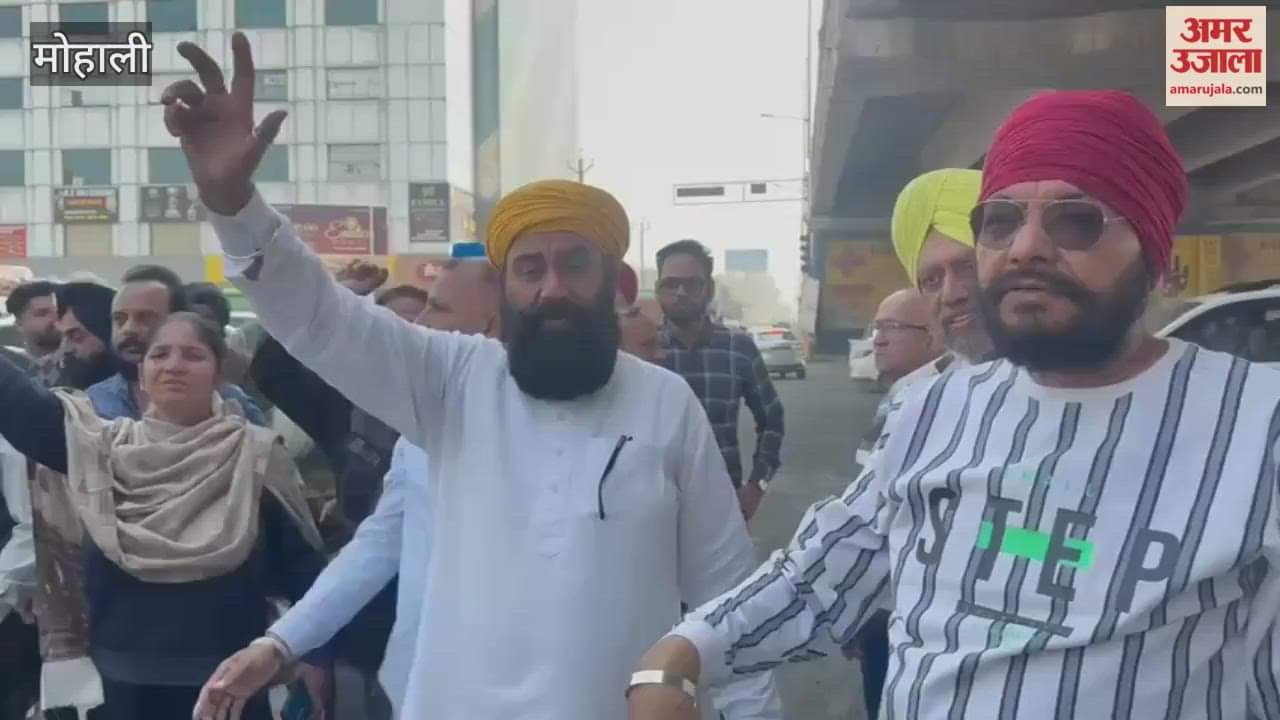 People thirsty for water in Mohali got angry and blocked the highway.