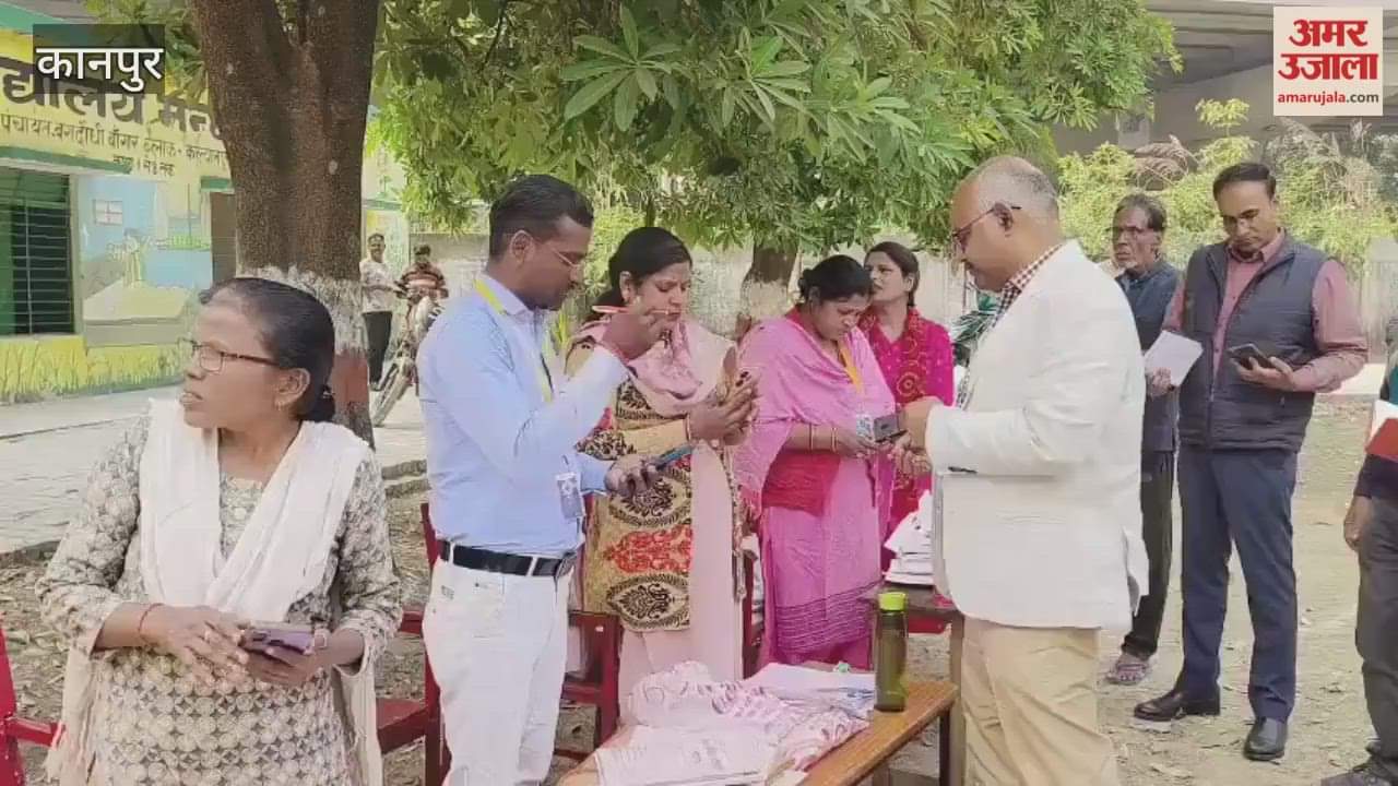 Kanpur: DM visits village to inspect SIR status, speaks with BLO