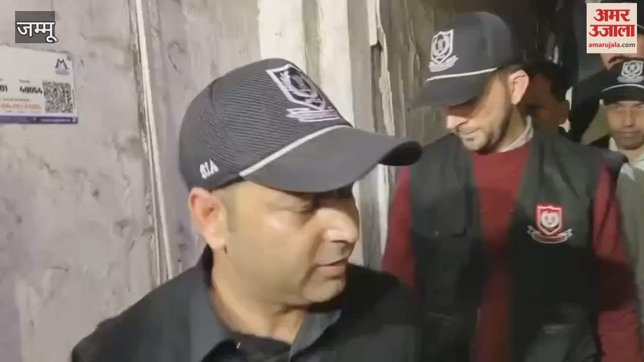 SIA raids Kashmir Times office