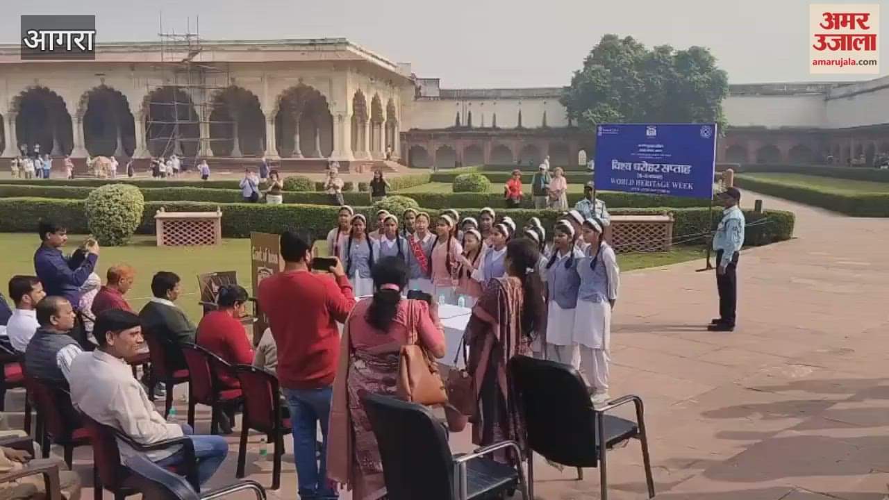 Agra Fort Echoes With Patriotism as 170 Students Perform Vande Mataram During World Heritage Week