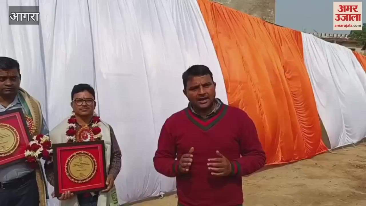 Founder’s Descendants Return to Agra College  Demand Bharat Ratna for Gangadhar Shastri