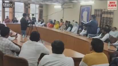 Uproar erupts in Hisar Zila Parishad meeting, councillor Sunil Mund makes serious allegations against chairman