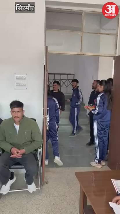 Sirmour Blood donation camp in Sangrah College 65 people made the great donation