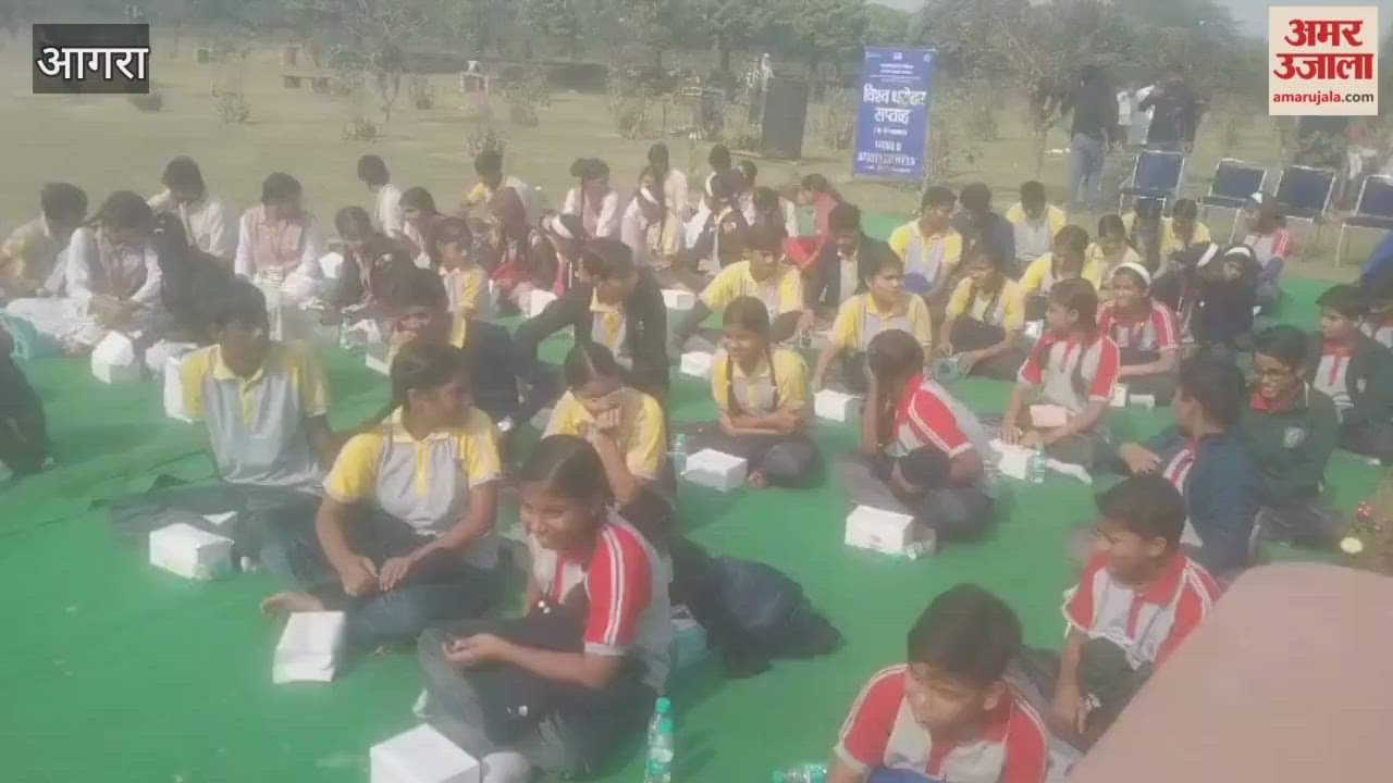 Patriotic singing competition held on World Heritage Week