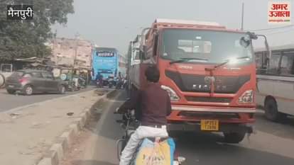 Jam at bus stand intersection in Beawar
