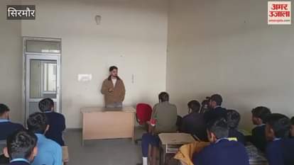 Sirmour NSUI made the girl students aware of the ideology of the organization