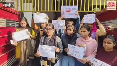 ABVP protests against police over murder of 13-year-old girl