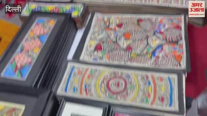 stall of Chadani set up in Madhubani style in trade fair is attracting people