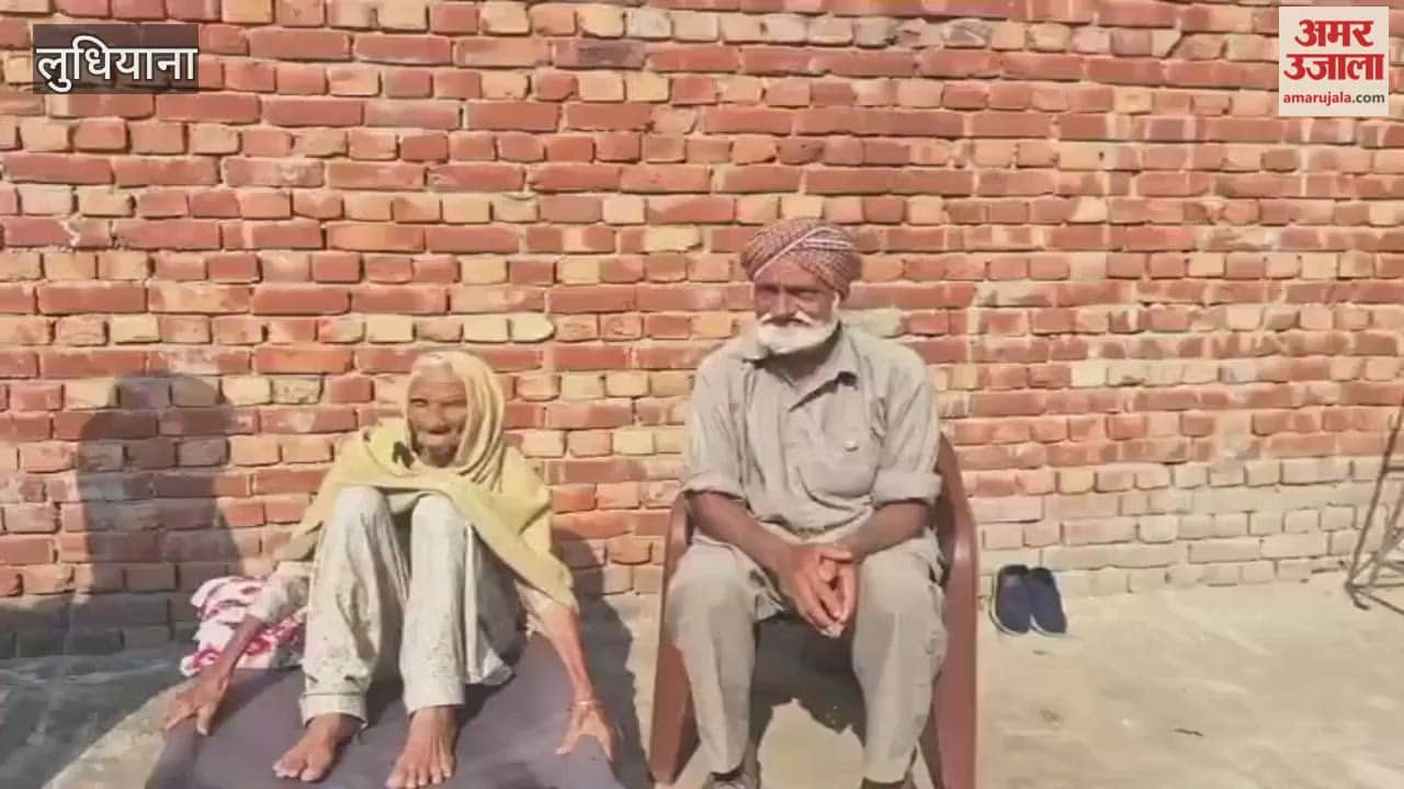 Actor Dharmendra's 100-year-old aunt is still alive