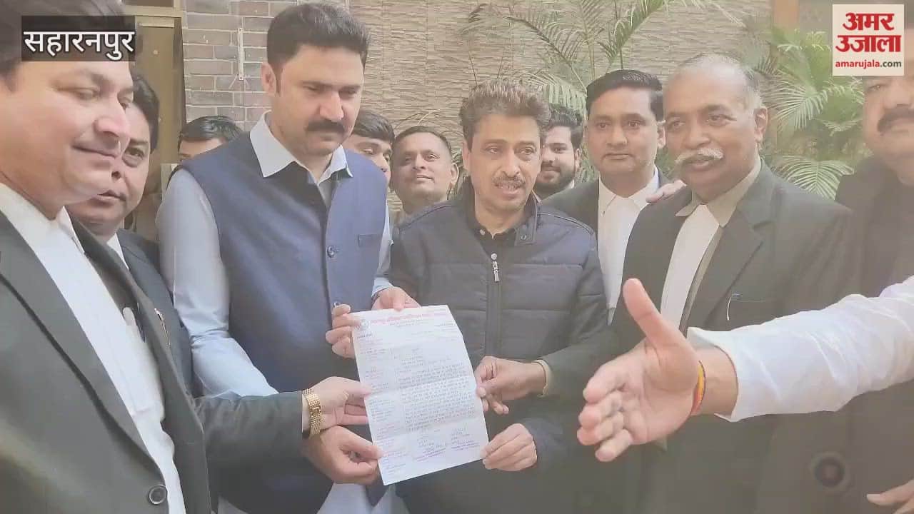 Saharanpur: Lawyers staged a sit-in at MP Imran Masood's residence, demanding a High Court bench in western Uttar Pradesh