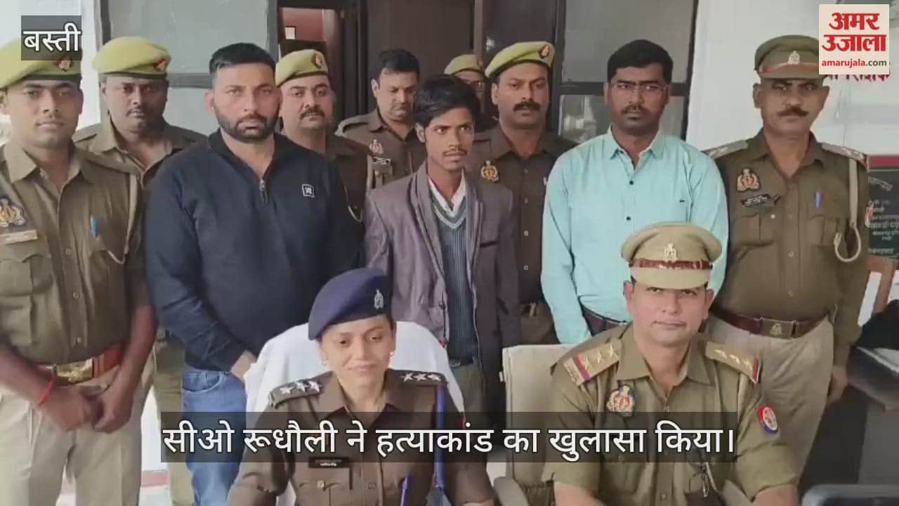 Mahendra killed his friend Ravi in retaliation for a quarrel during the day.