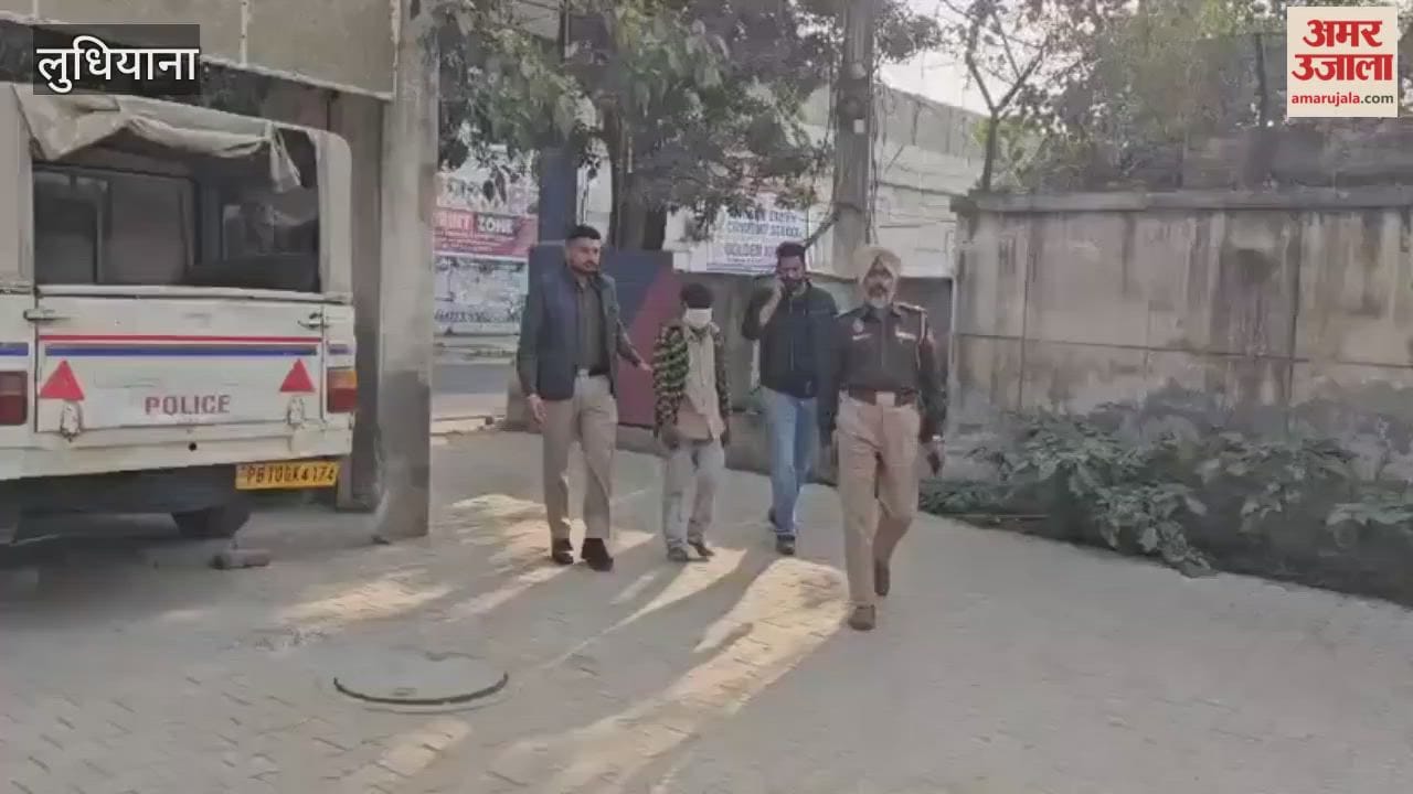 Dakha police nab robber iPhone recovered