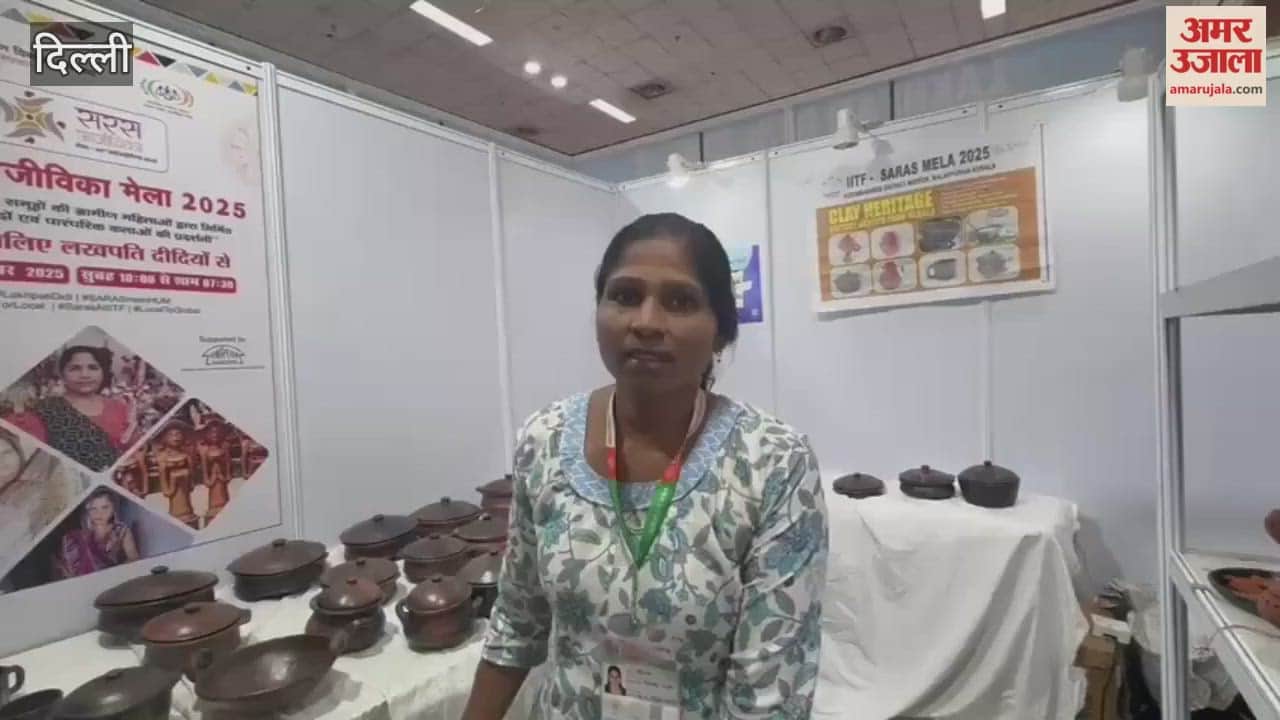 traditional pottery popular in trade fair in Shalini stall from kerala