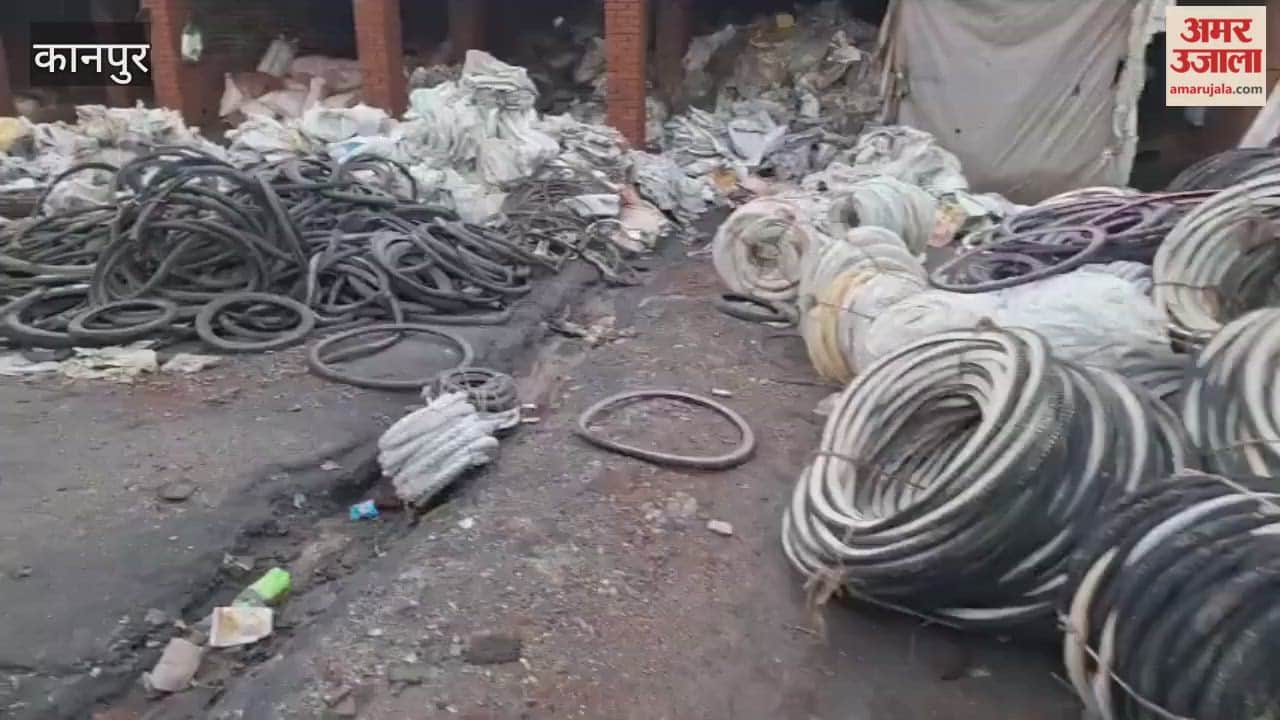 Salt factories are fueled by burning rubber tires and plastic bags