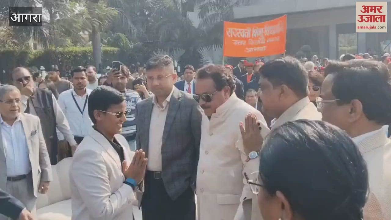 Grand Felicitation Ceremony for Agra’s Cricket Star Deepti Sharma