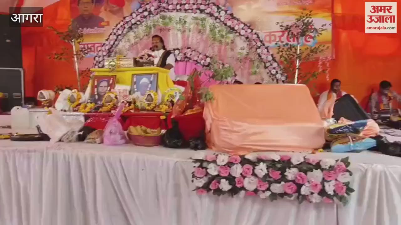 Chandra Kant Maharaj narrated the story of the killing of Putana