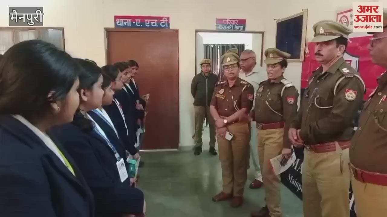 Girls Informed About Safety Helplines and Schemes