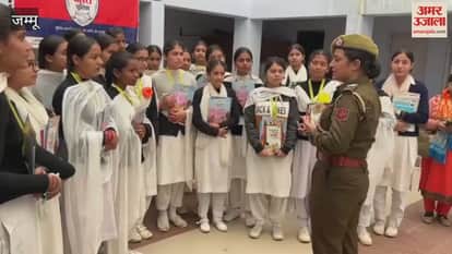 Students of Gho Manhasa Higher Secondary School visited Women Police Station, Gandhi Nagar
