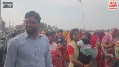 Shobha Yatra taken out in Phalaida village of Noida