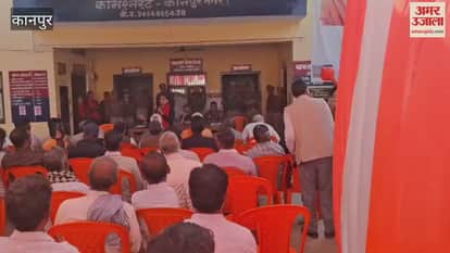 Kanpur: Bike riders made aware of the rules of not wearing helmets