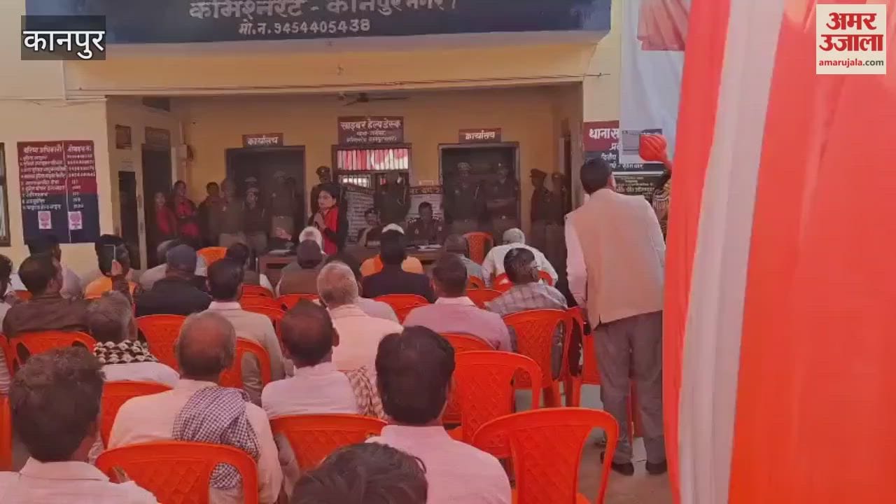 Kanpur: Bike riders made aware of the rules of not wearing helmets