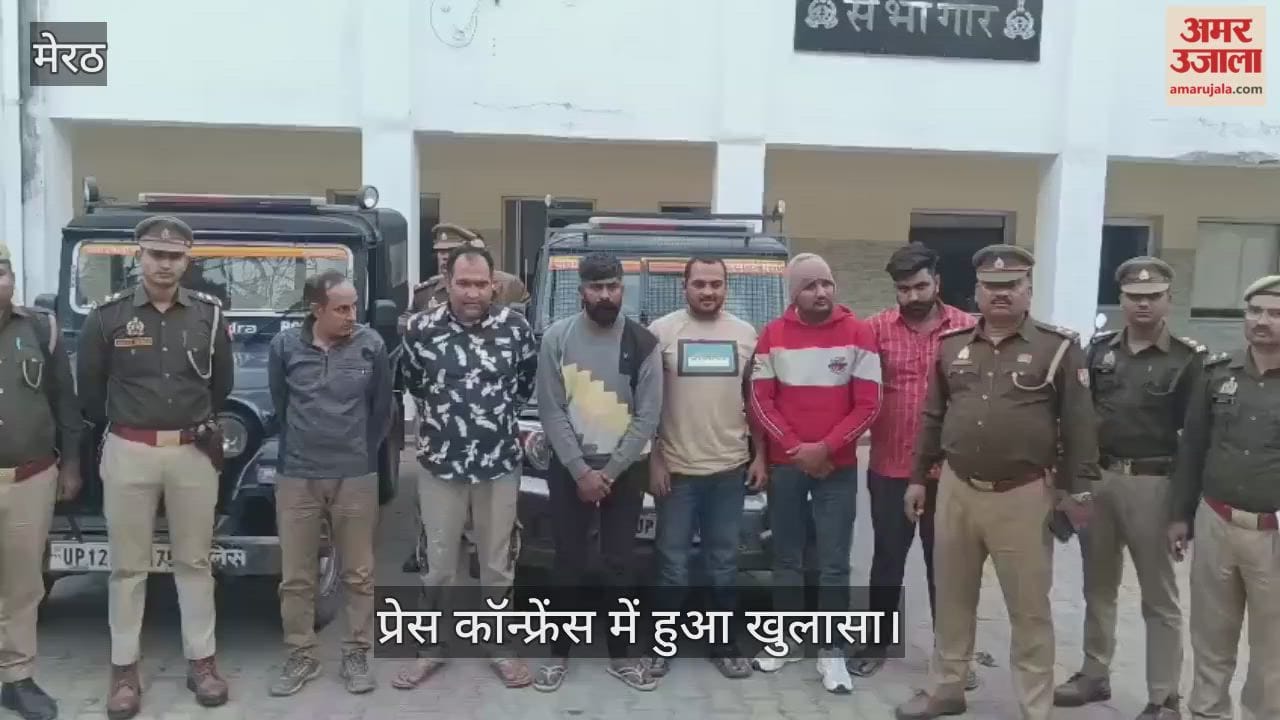 Liquor was being prepared for the Panchayat elections, six arrested, including a father and son.