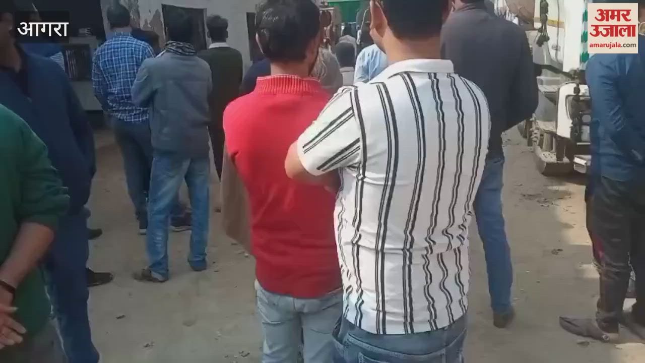 Four Workers Injured as Chemical Drum Explodes in Agra