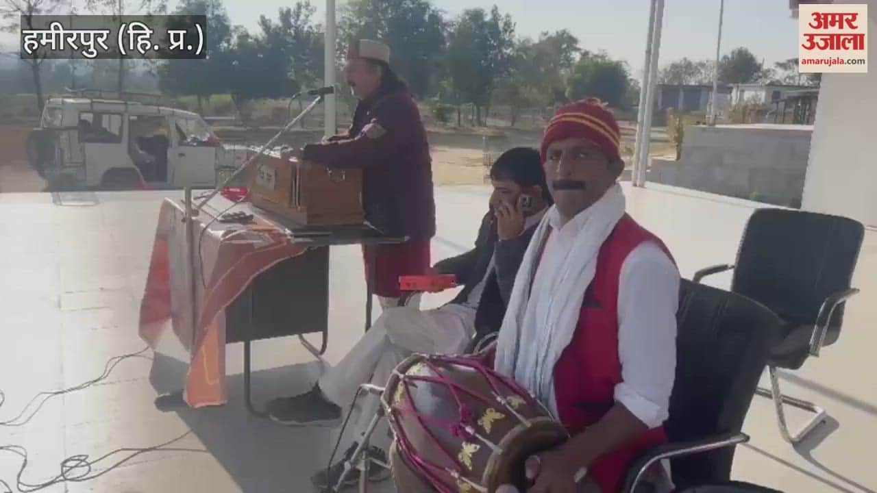 Hamirpur Information given to players and railways about road safety rules