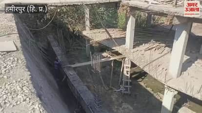 Hamirpur A two-story lintel has been placed in the drain now preparations are underway to connect it to the road despite notices illegal construction remains unchecked