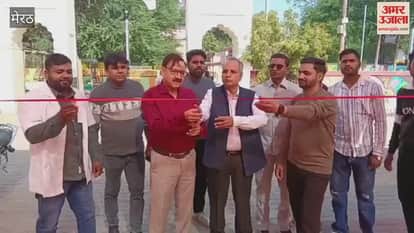 Meerut: 70 people donated blood in the camp